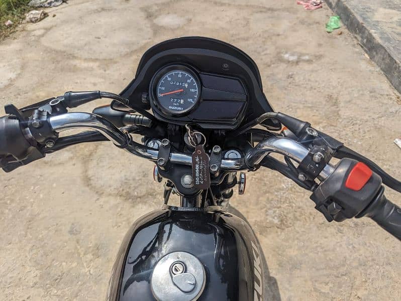 Suzuki GD 110s bike for sale hy Karachi number hy 2