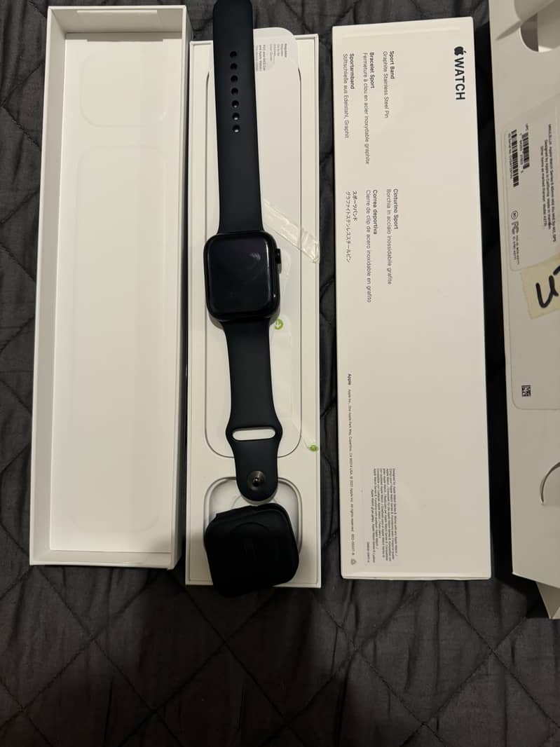 Apple watch series 8 45mm 4