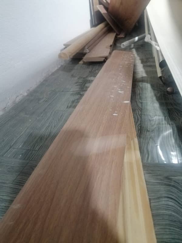 wooden floor 12/10 size room Mei lagah tha 3