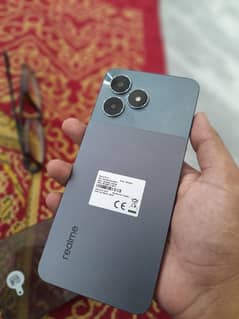 Realme note 50 4 64  11 month ander warranty 0