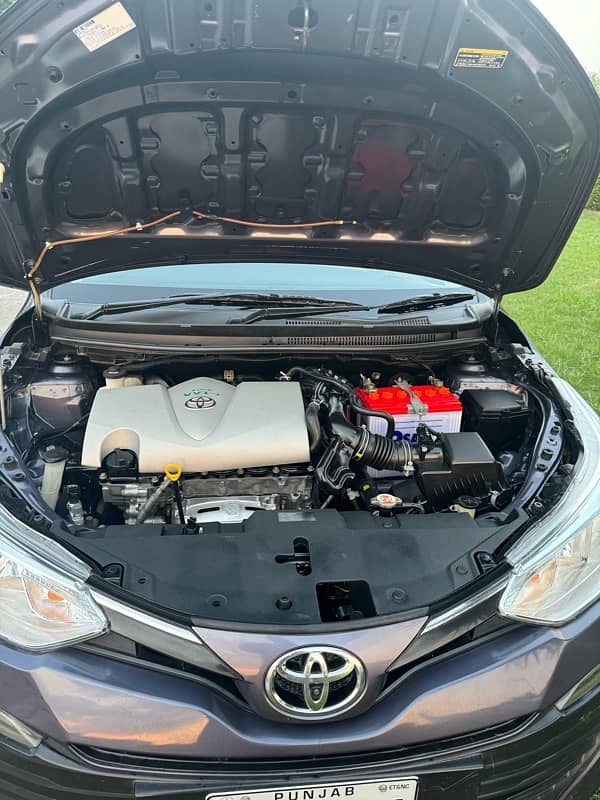 Toyota Yaris 1.3 CVT ATIV 17