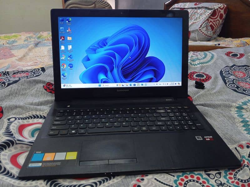 Lenovo AMD A8 4