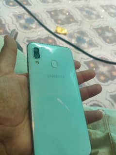 Samsung A30 original PTA USed 4GB. . ram.  64GB all ok 10/10 condition