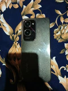 vivo y18 4+,4 128 good condition full box