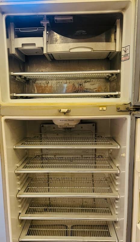 Dawlance Refrigerator For Sale 2