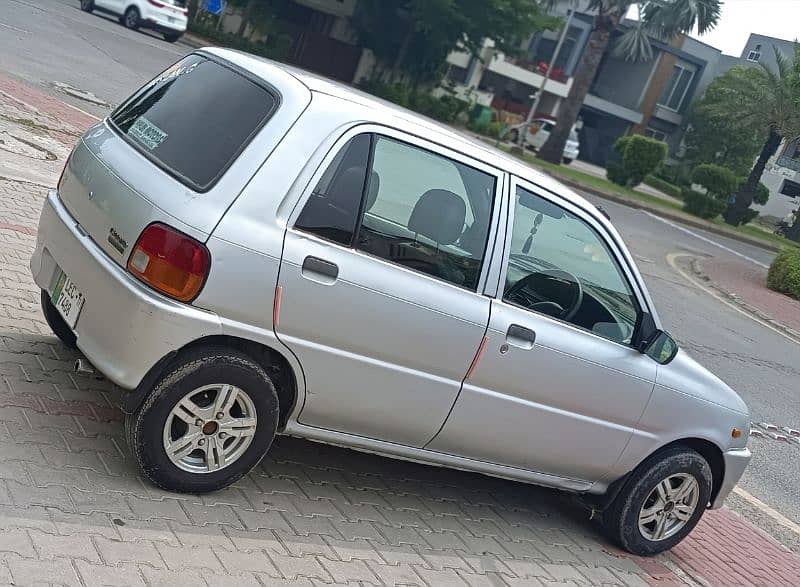 Daihatsu Cuore 2011 Model 2