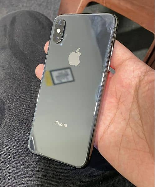 iPhone Xs 5