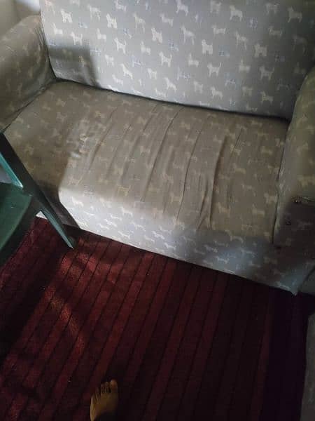 sofa . . 1