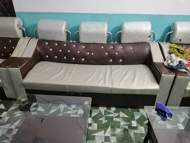 Used sofa in good condition 2