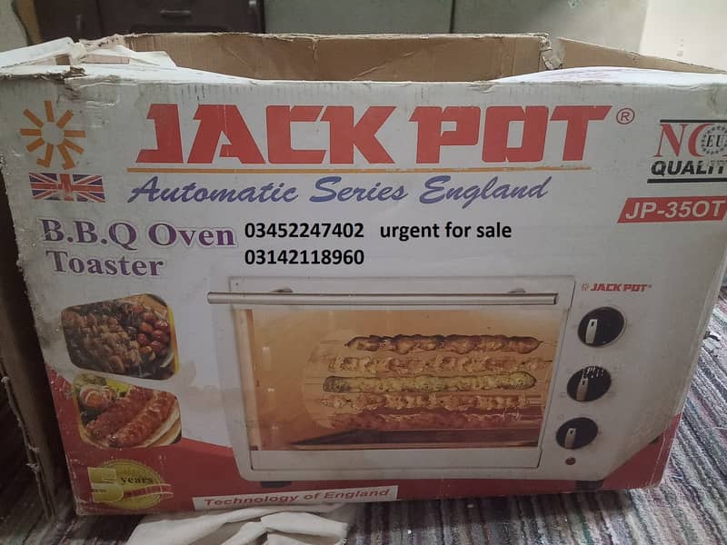 Jackpot JP-350T Microwave Oven 1