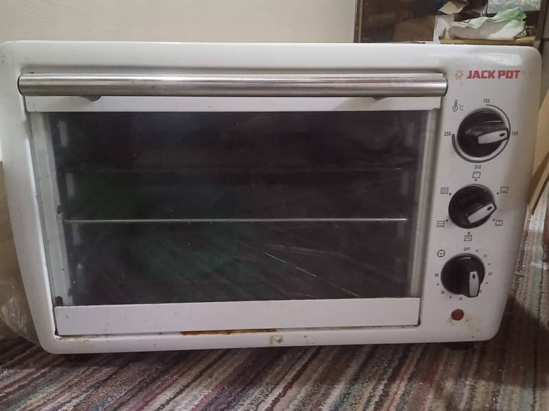 Jackpot JP-350T Microwave Oven 2