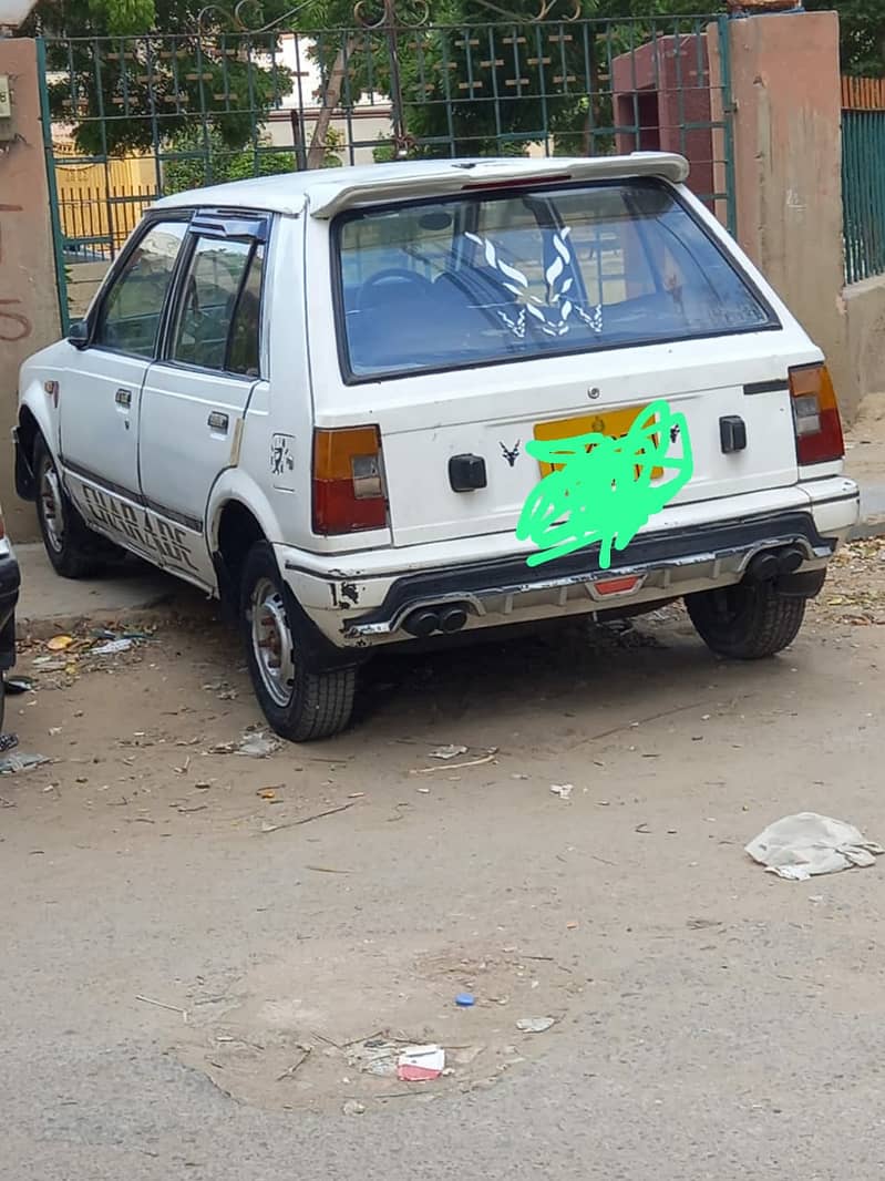 Daihatsu Charade 1985 4