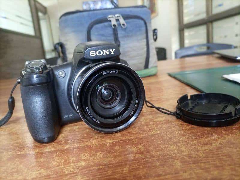 SONY CYBER SHOT DSC HX1 1