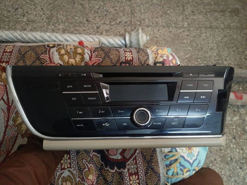 corolla original 2015 to 2018 model MP3 player tape 0