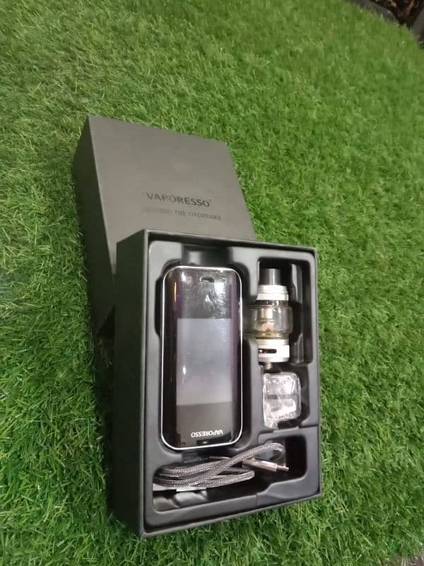 Luxe II 220W Heavy Vape Brand New Condition 4