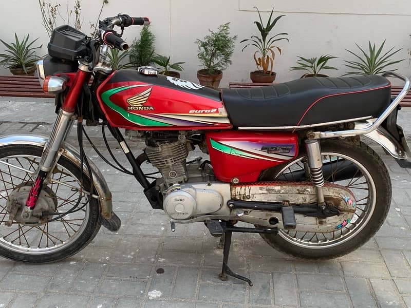 honda 125 2012 orignal seal pack first owner 0