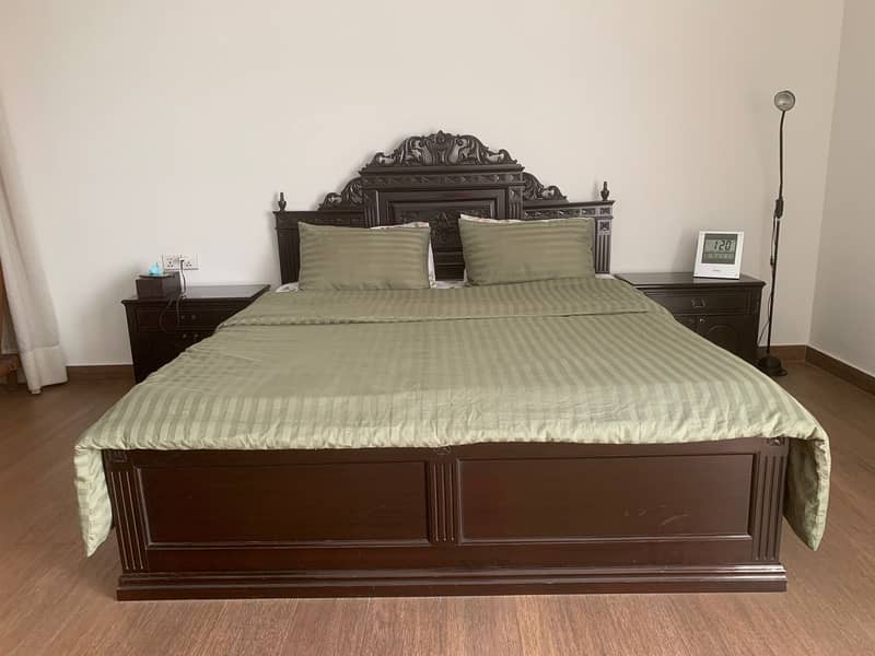 Designer Guild Bed Set for sale 0