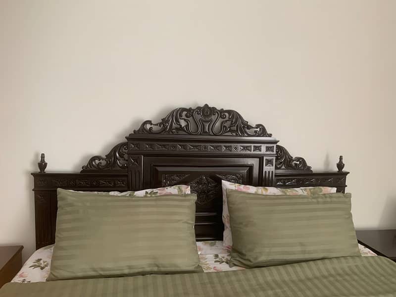 Designer Guild Bed Set for sale 3