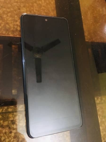 infinix Hot 40 256Gb 3