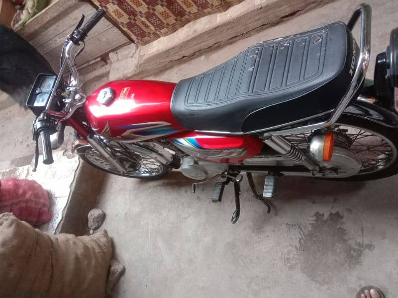 Honda 125 4