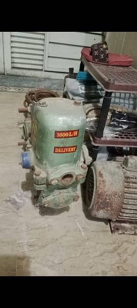 motor for sale. . . serious buyer contact karain 4