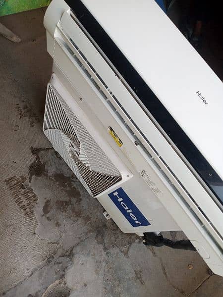 HAIER DC INVERTER HEAT AND COOL MODEL 4