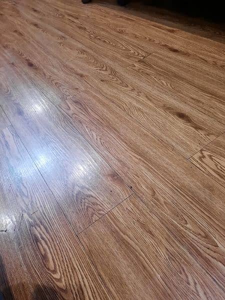 Pvc Vinyl Floor Tiles / Wood Floor. 12