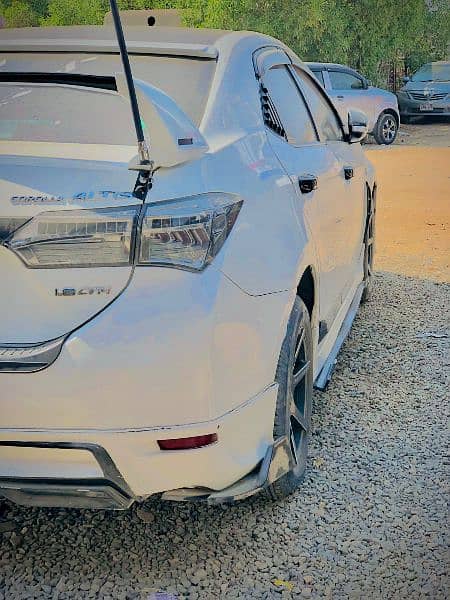 Toyota Corolla Altis 2014 3