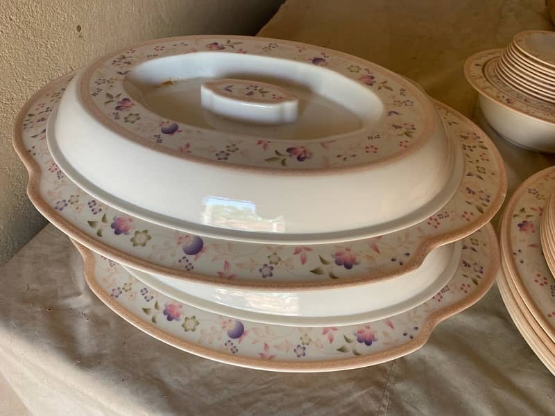 Brand new Dinner set for sale 6