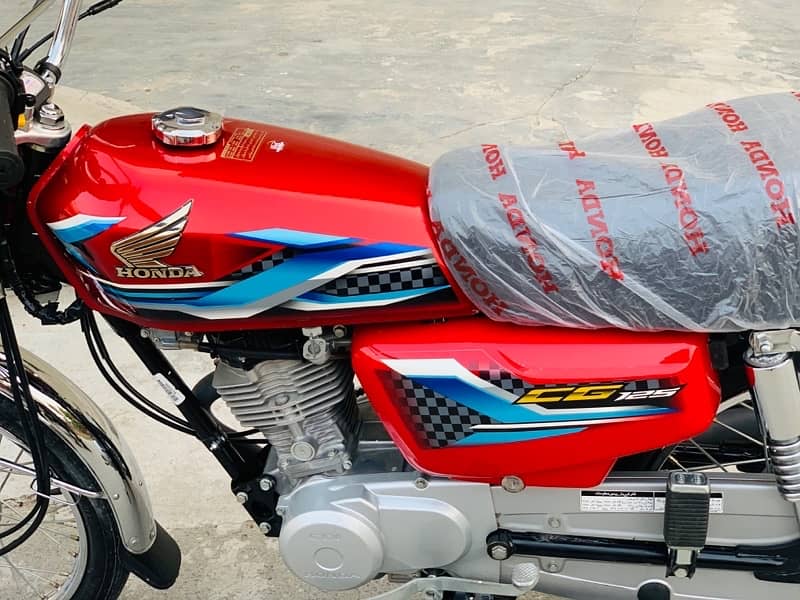 Honda 125 (2024) Model Number Laga howa ha  Number = 03016187376 10