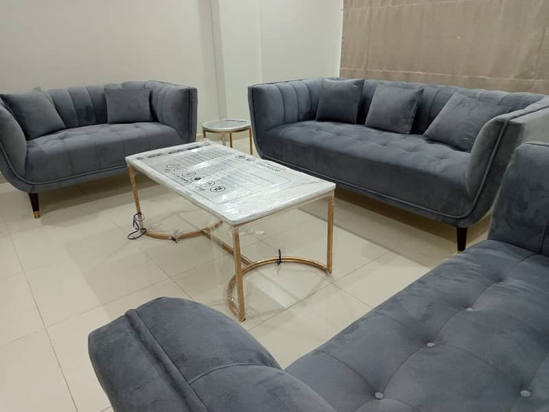 10 Marla 3 Bed Full Furnished Apartment For Rent In Askari 11 Sector B 4