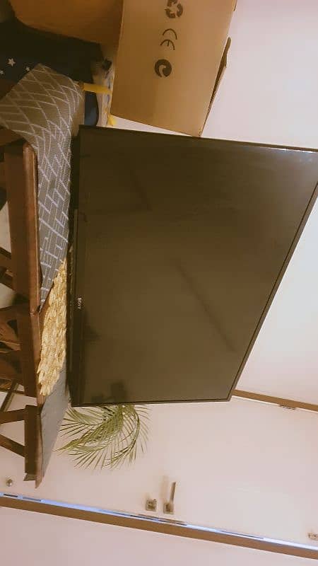 sony 40 inch lcd tv full HD pre loved in working condition 4