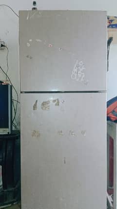 Khalid Mehmood Khan is saling this fridge Haier compnay