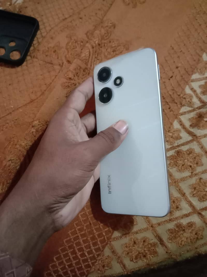 Infinix 30 play 1