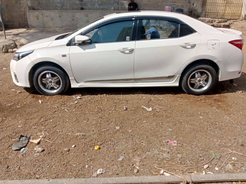 Toyota Altis Grande 2014 3