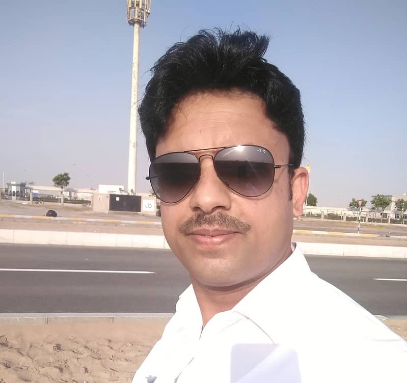 Creative Graphics Designer Graphic Design Jobs 1093479927