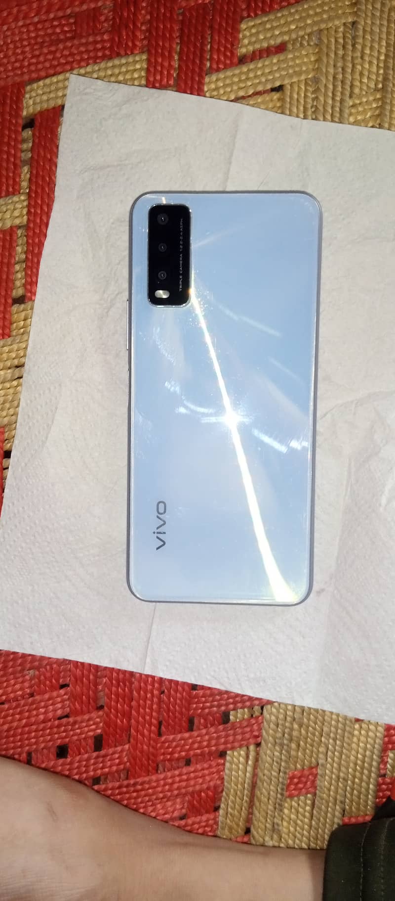 Vivo Y20 is 10/10 condition 4/64GB ram and data 3