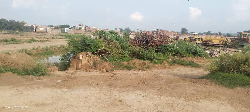 10 Marla Plot On Beautifull Location Nearest To Park Or 1 Km From LHR Ring Road Available For Sale In New Lahore City Phase 4 5