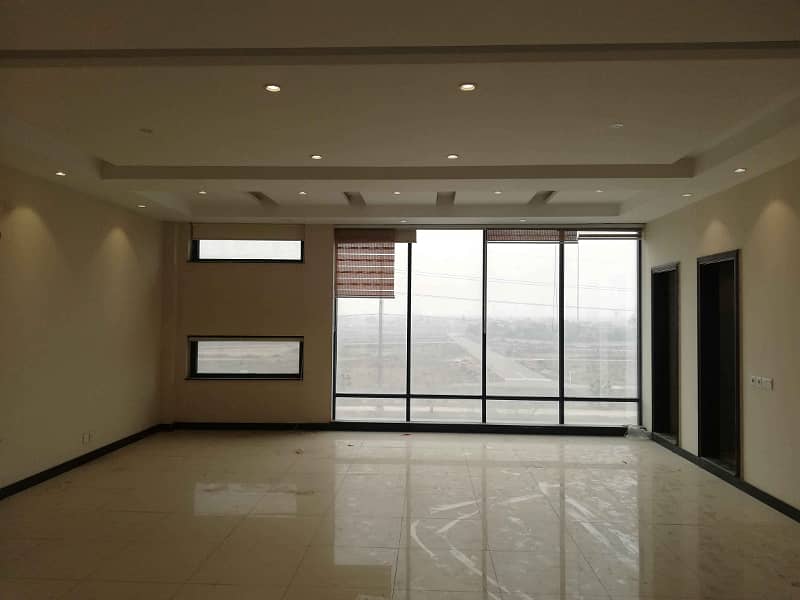 4.25 Marla 3rd Floor For Office Available for rent in Phase 8 Block C 11