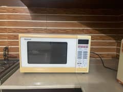 microwave oven