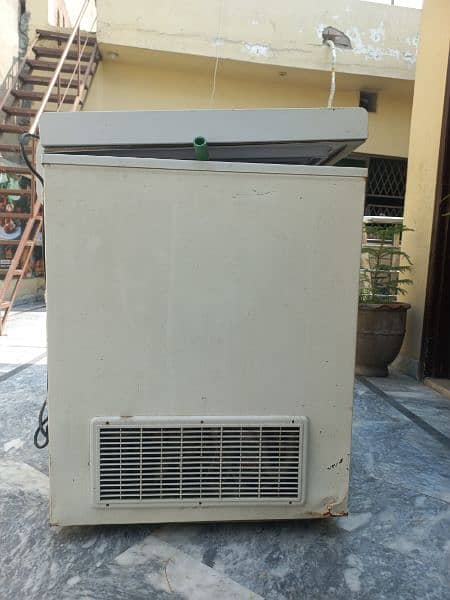 Deep Freezer urgently sale 10