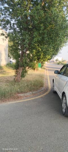 Future Investment 3 Marla Residential possession Plot For Sale Location In New Lahore City Phase 2