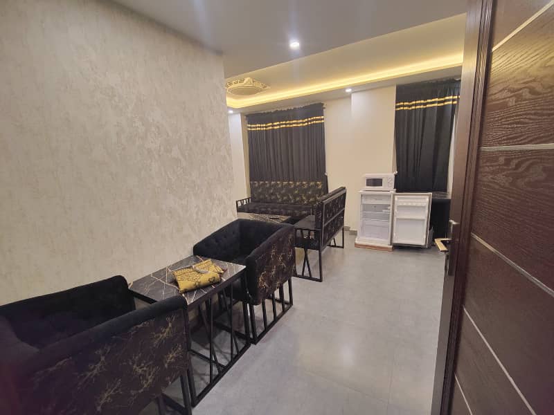 1 Bed Fully Funished Flat is Available For Rent In Secyor E Bahria Town Lahore 2