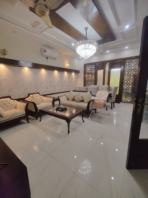 10 House Is Available For Rent In Jasmine Block Bahria Town Lahore 0