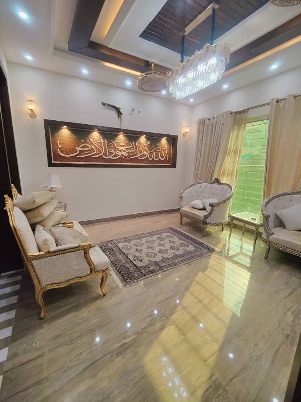 10 House Is Available For Rent In Jasmine Block Bahria Town Lahore 2