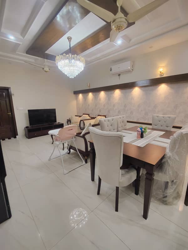 10 House Is Available For Rent In Jasmine Block Bahria Town Lahore 3