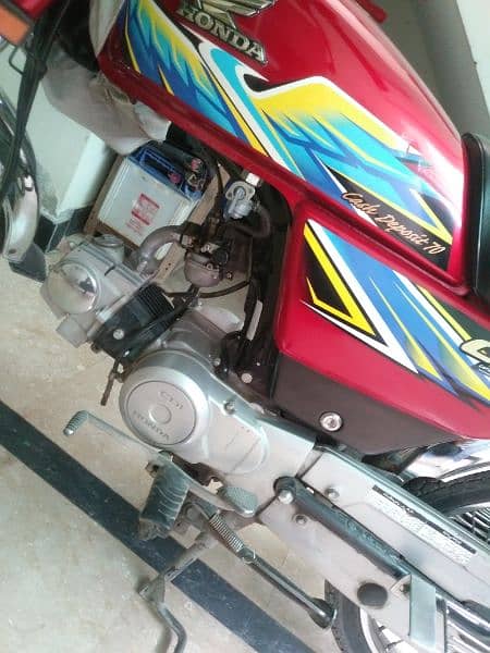 Honda cd-70 very good condition 1