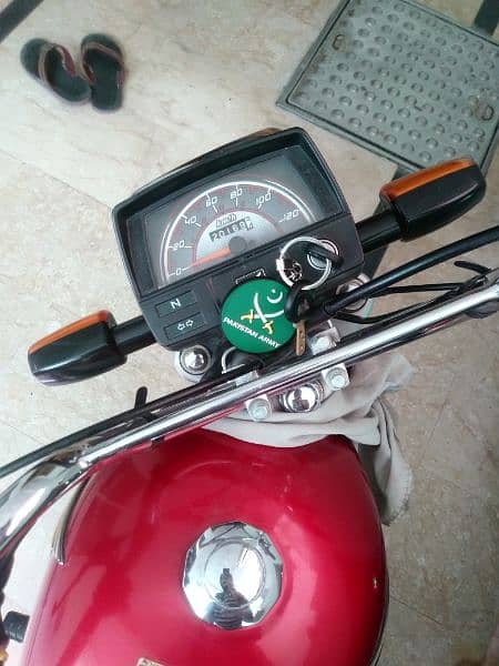 Honda cd-70 very good condition 4