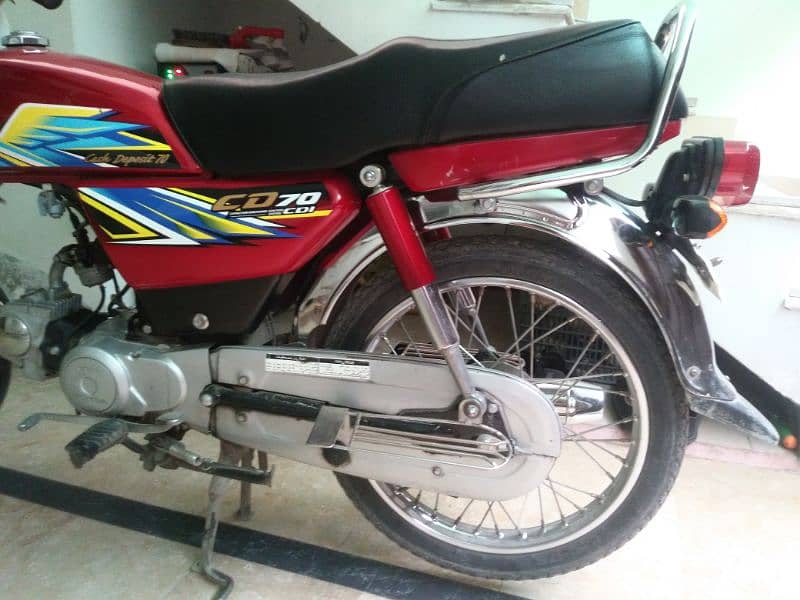 Honda cd-70 very good condition 6