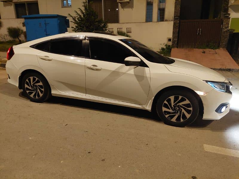 Honda Civic Oriel 2018 11